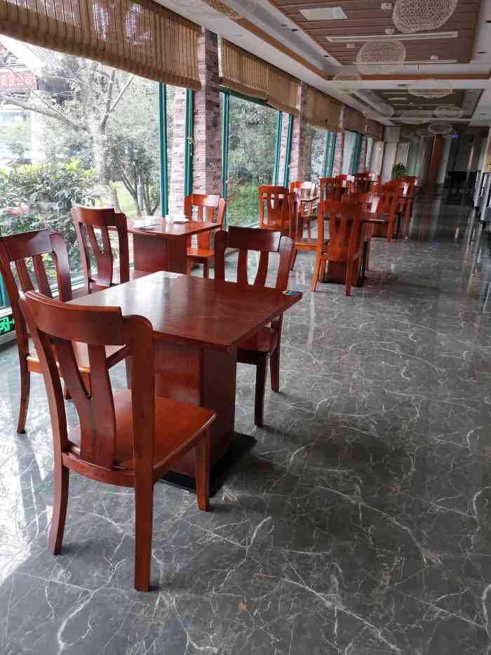 渔人码头餐厅-"补上点评,这次在无锡的几个校友周末小聚,.
