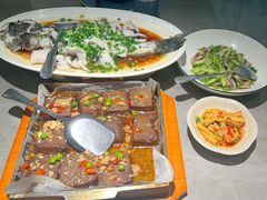-鱼你相聚·河鲜馆(袁家岭店)