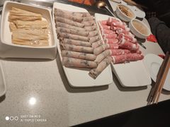 -海底捞火锅鲜切牛肉主题店(长寿路店)