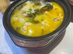 -渝是乎川渝小炒(新世界百货望京店)