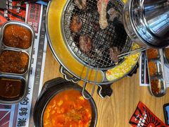 -青瓦炭韩潮烤肉(花园道店)