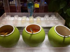 酸奶水果杯-杭州华美达大酒店无国界西餐厅