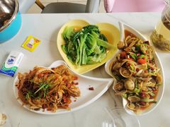 -覃记海鲜美食餐厅