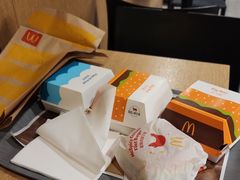 -麦当劳(展览路店)