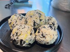 韩式紫菜饭团-吴草鸡爪오초닭발(城阳总店)
