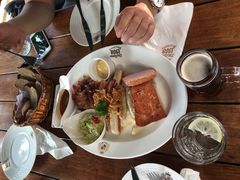 -皇冠自酿啤酒坊(中国红街5号楼店)