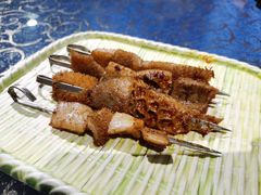 -乡村馕坑肉·烧烤·新疆菜·本地人更爱吃(阿勒泰首店)