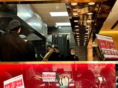 -顺溜·手工刀削面·黑金店(铜锣湾店)