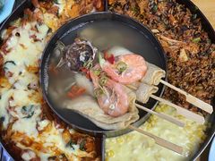 -亲昵春川鸡排(韩国美食街店)