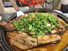 -辣尚瘾·烤鱼·新川菜(交大直营店)