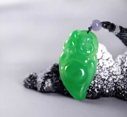 -北京七彩云南翡翠珠宝旗舰店(月坛店)