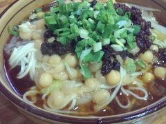 -阿宽豌杂面(华油路138号居民大院店)