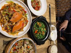 -香山湖家家宴(中山陵店)