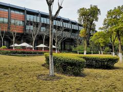 -上海滴水湖皇冠假日酒店