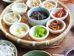 -包整·丝娃娃(一览甲秀楼风景店)