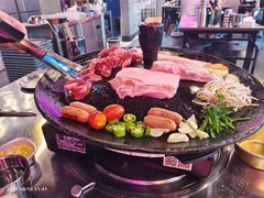 -豚豚家돈돈가韩国锅盖烤肉(新北万达店)
