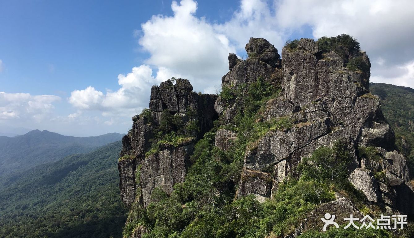 周末去爬山吧--美丽的七仙岭在等你！