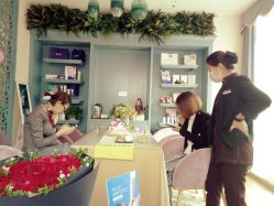 -静博士养生美容连锁