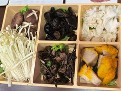 -爱新觉罗福臨火锅馆(万科滑雪场店)