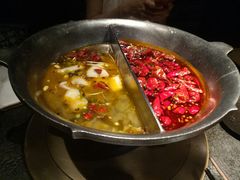 四川麻辣锅-湊湊火锅·茶憩(新中关购物中心店)