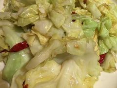 辣皮子炝莲白-纳鲁孜·新疆特色餐厅(上海悦荟广场店)