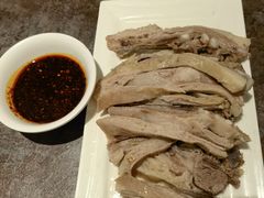 手抓羊肉半斤-贯贯吉·清真餐厅(浙江中路店)