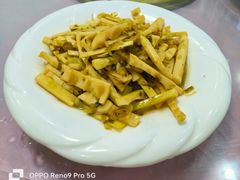 -天乐农家鱼头王(天目湖店)