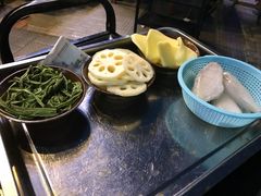 -周幺妹重庆老火锅(银泰城总店)