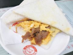 牛肉鸡蛋三文治-义顺牛奶公司(庇利金街店)