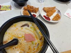 -大鼓米线(浦东长泰店)