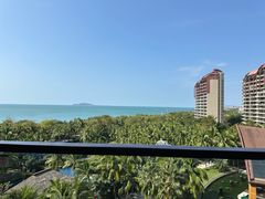 -三亚湾海居铂尔曼度假酒店