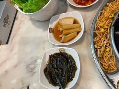 调料3种小菜三生菜1份-韩宫宴烤肉·料理(南京江宁万达店)