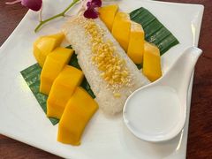 -Dang restaurant (patong phuket)