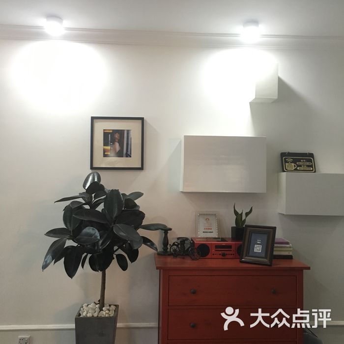 白日梦婚纱摄影工作室