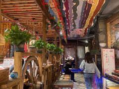 -老牌坊云南鱼豆花火锅(爱建店)