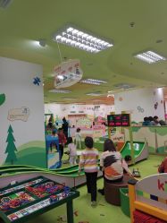 -莫莉幻想(银盆岭万达广场店)