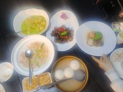 -翠山·映月湖景餐厅(映月湖公园店)