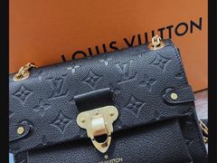 -LV路易威登(德基广场店)