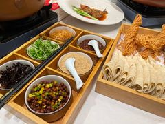-大张烙馍村·美食地标(泉山店)