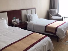 -兴芮温泉度假区