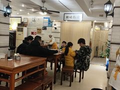 -三两春肚肺汤(崂山路店)