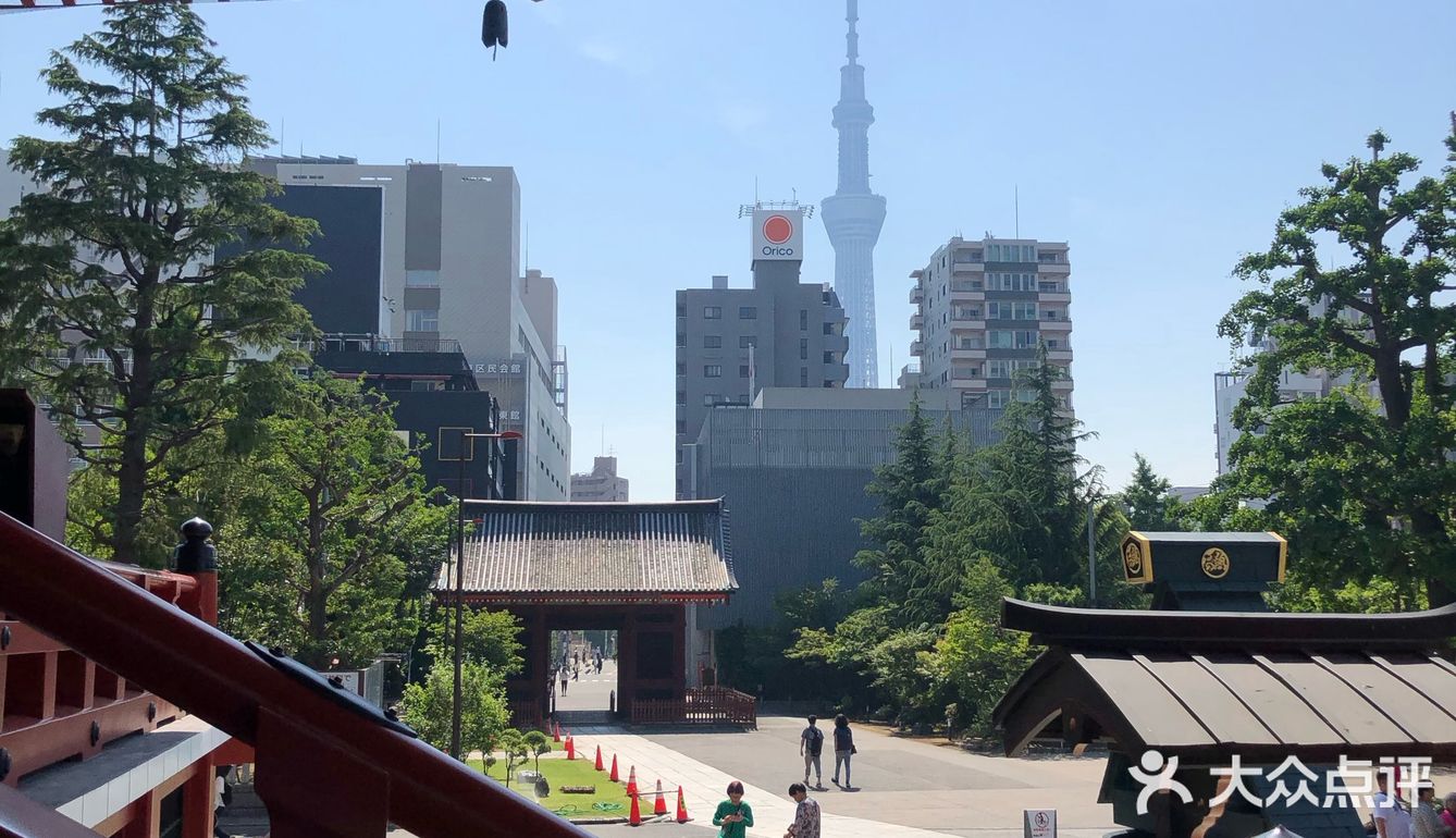 尤其是周边的商铺，很好看很特别