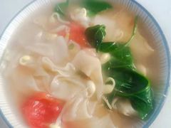 -爱的果实月嫂育婴师(世纪东方店)