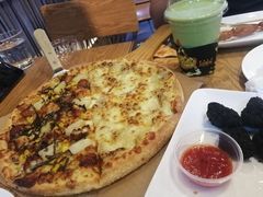 -乐凯撒披萨(东方新世界店)