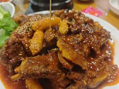 -喇喇排骨火锅·传统韩式脊骨汤(望京西园总店)