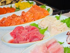 -荣誉国际酒店-云顶旋转餐厅