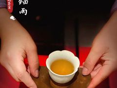 -荷风细雨·中国茶宴(世纪大道店)