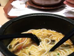 -蒙自源米线大王(东站店)
