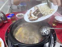 -花苑美食横琴生蚝火锅(拱北粤华路店)
