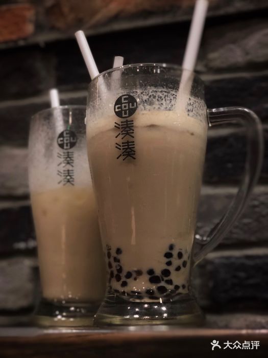 凑凑火锅·茶憩(来福士广场长宁店)大红袍珍珠奶茶图片